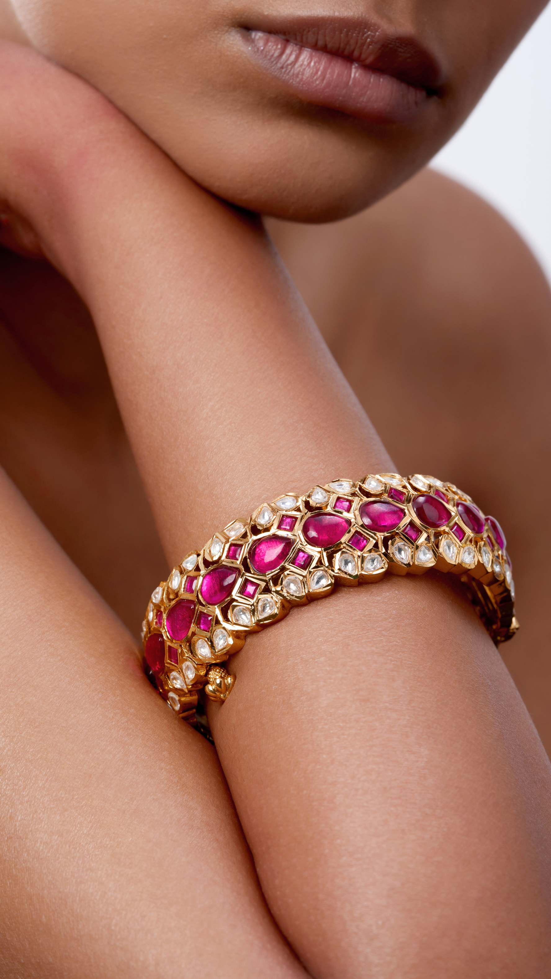 ZEENAT  RUBY & POLKI BANGLE