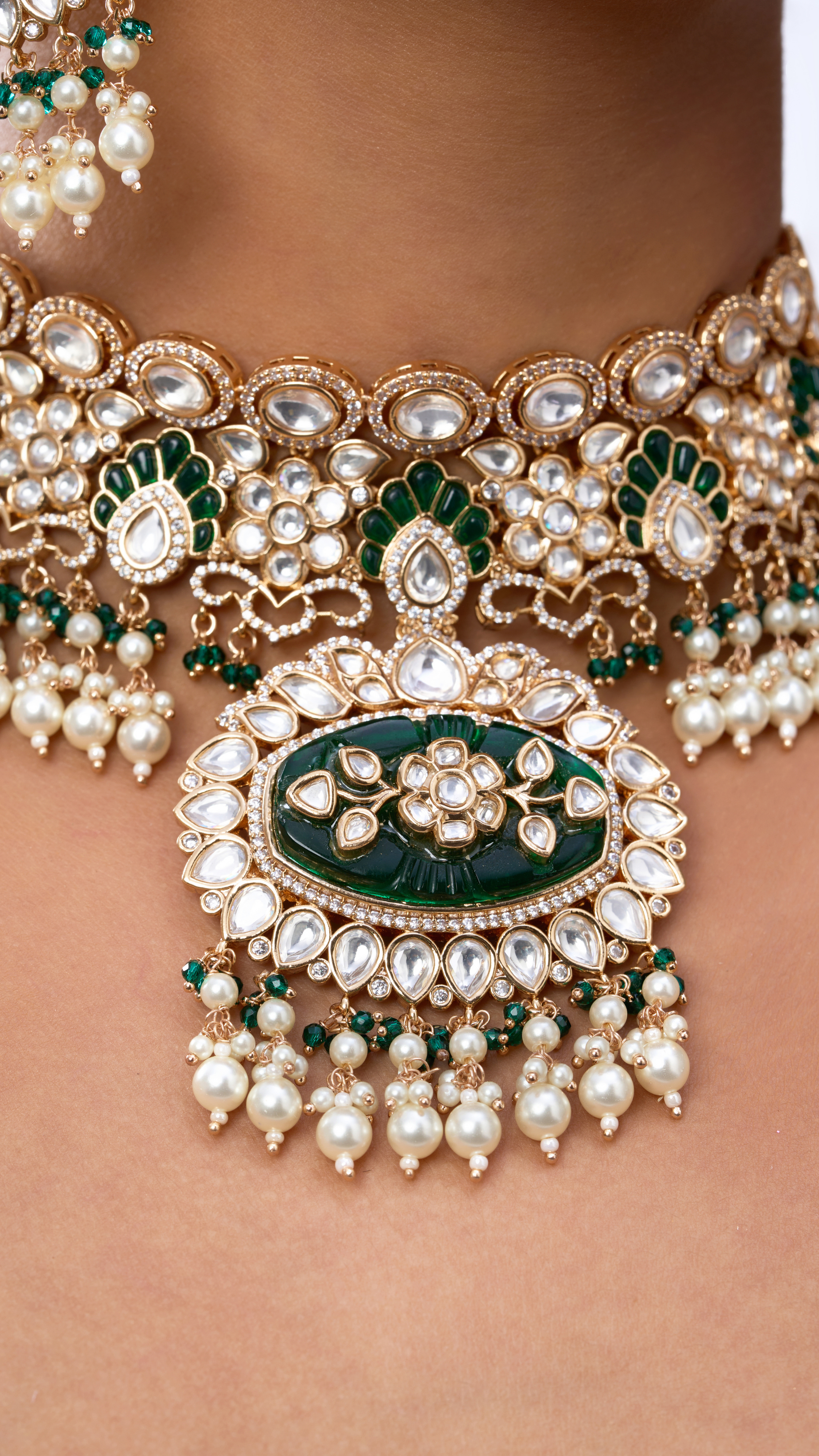 MADHUMALTI BRIDAL PURE STONE CHOKER WITH TIKA