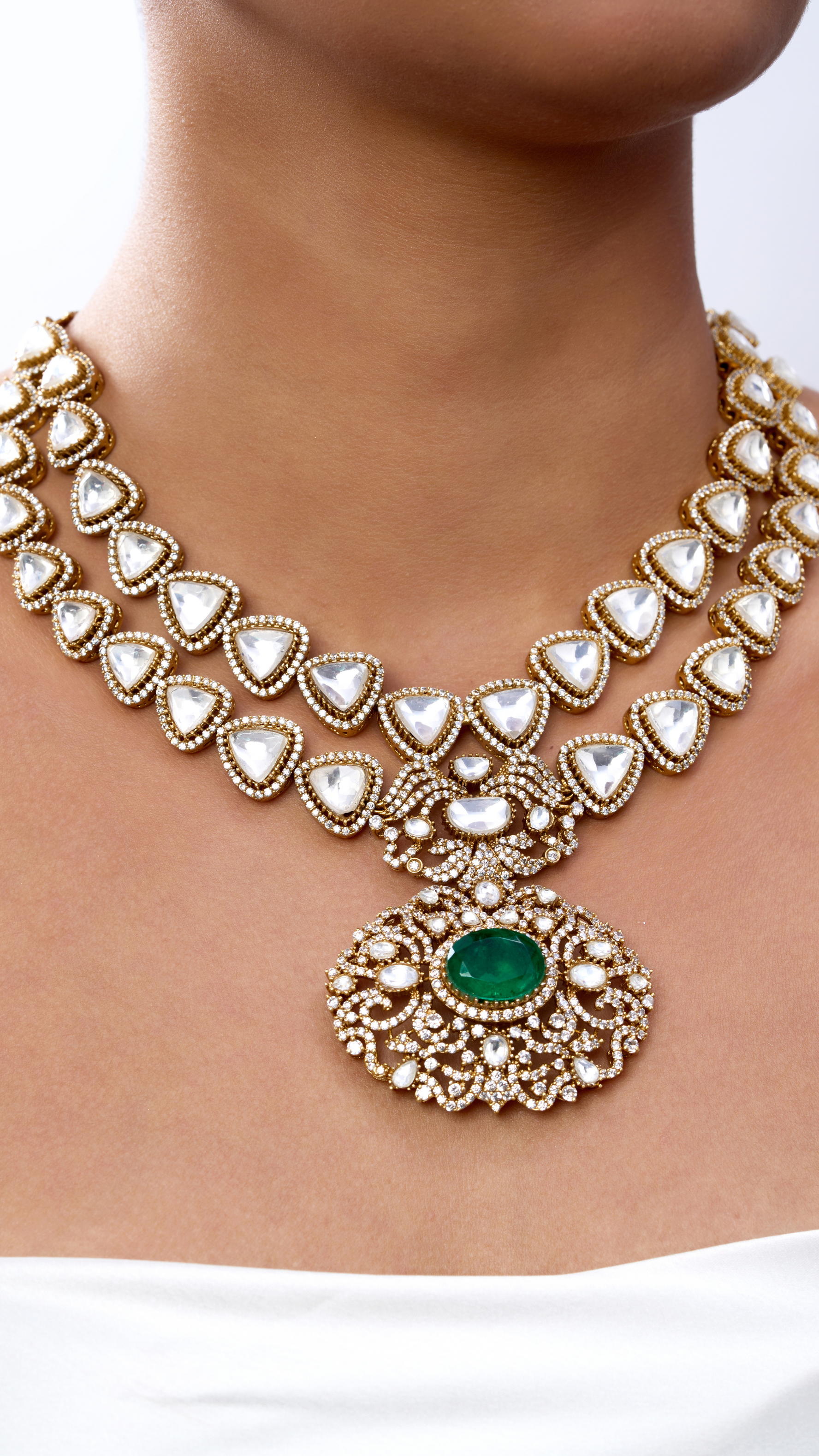 TAHIRA EMERALD & POLK NECKLACE  SET