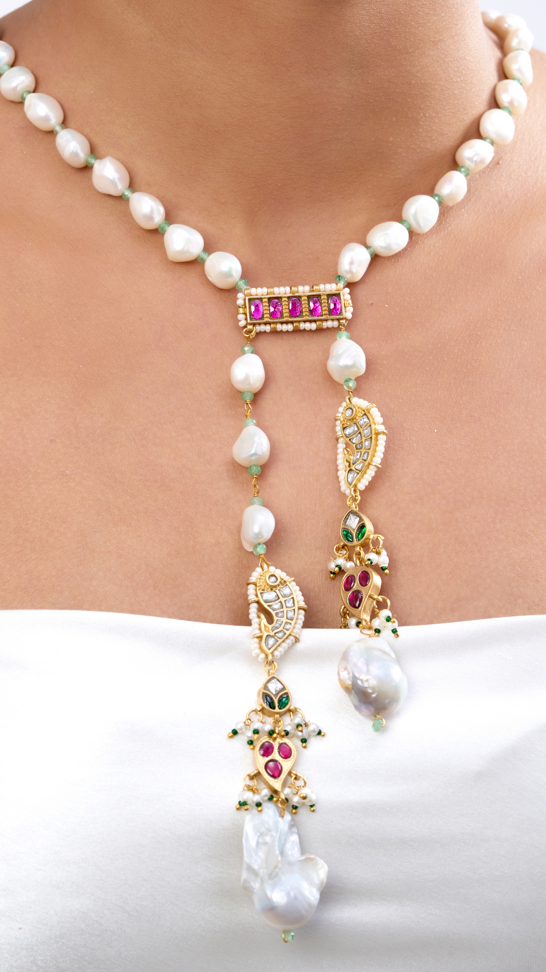 MAHNOOR CONTEMPORARY KUNDAN PEARL NECKLACE