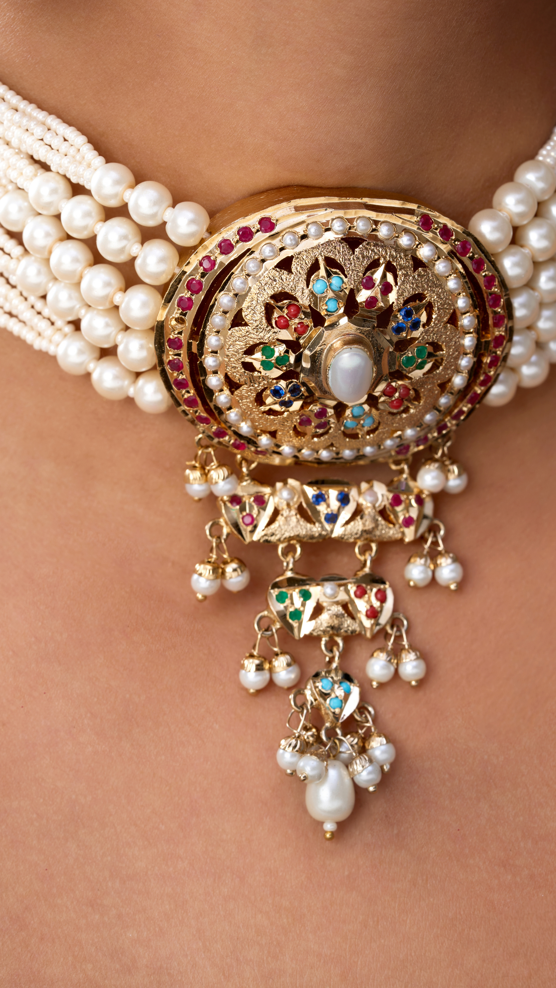 SUNDARA MULTI COLOUR GOLD FOIL JADAU CHOKER