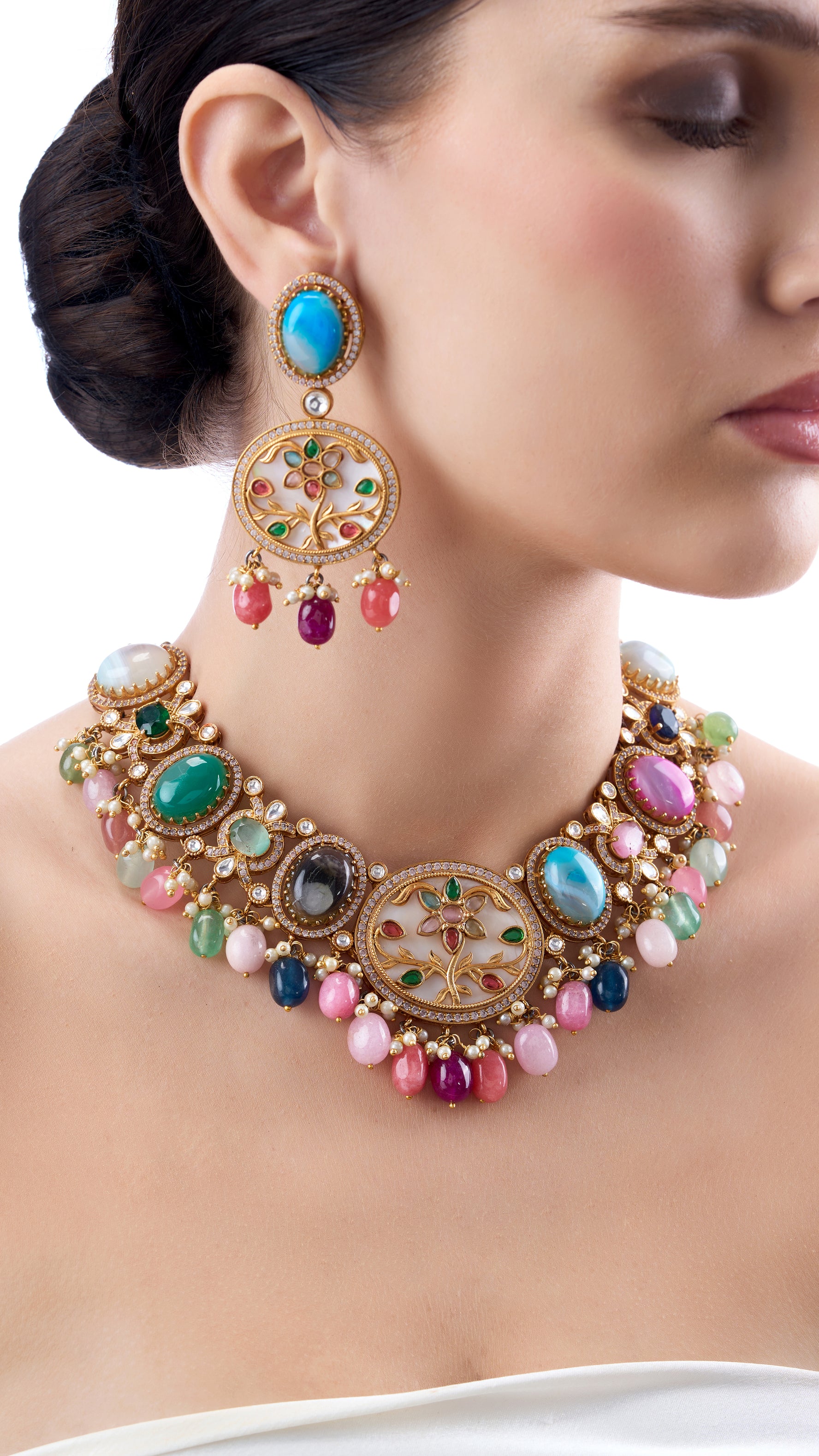 DEVI HALDINI MOTHER OF PEARL CHOKER WITH SEMI PRECIOUS STONES IN MULTI COLOUR