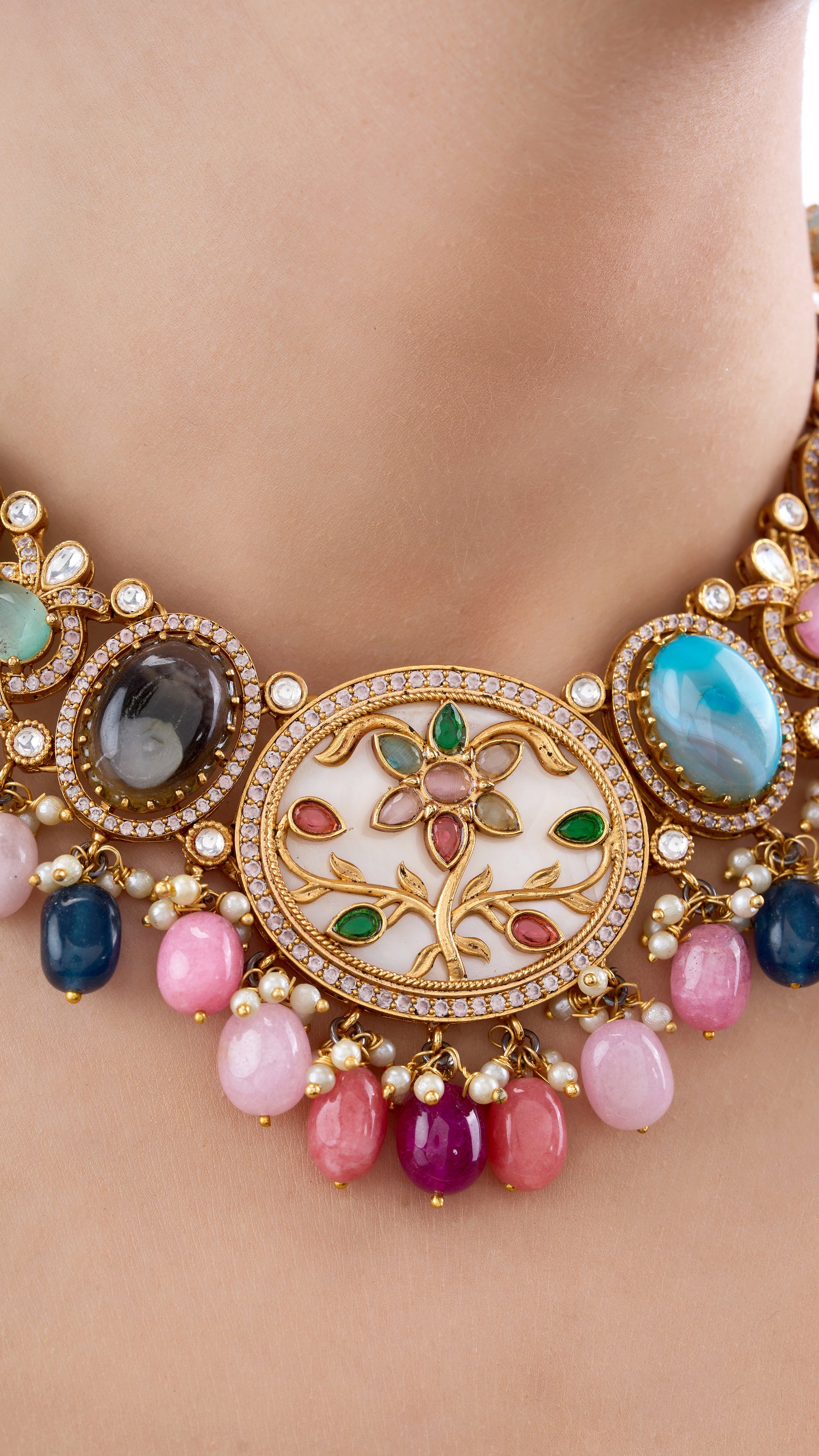 DEVI HALDINI MOTHER OF PEARL CHOKER WITH SEMI PRECIOUS STONES IN MULTI COLOUR