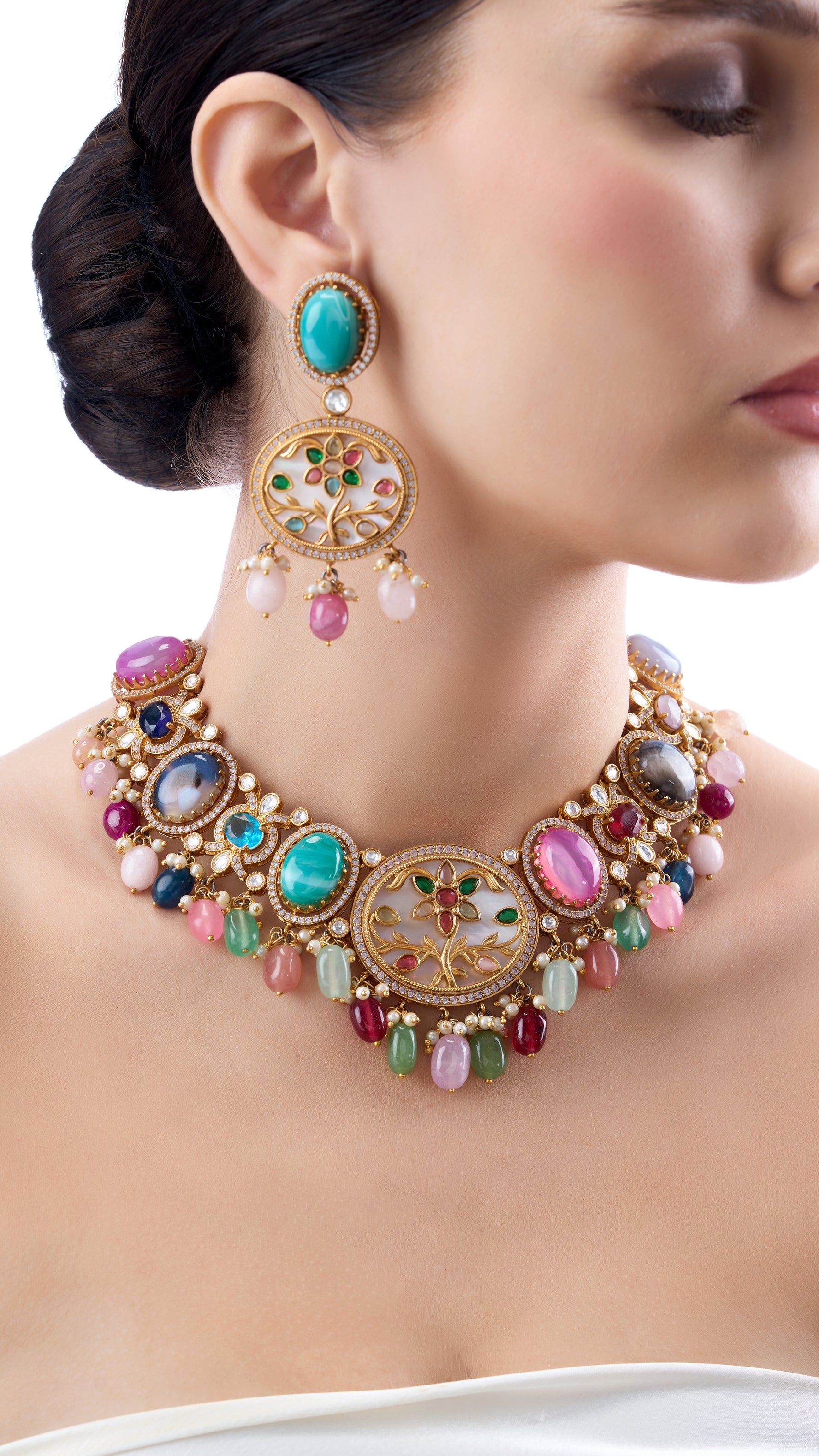 VISHALA  HALDINI MOTHER OF PEARL CHOKER WITH SEMI PRECIOUS STONES IN MULTI COLOUR