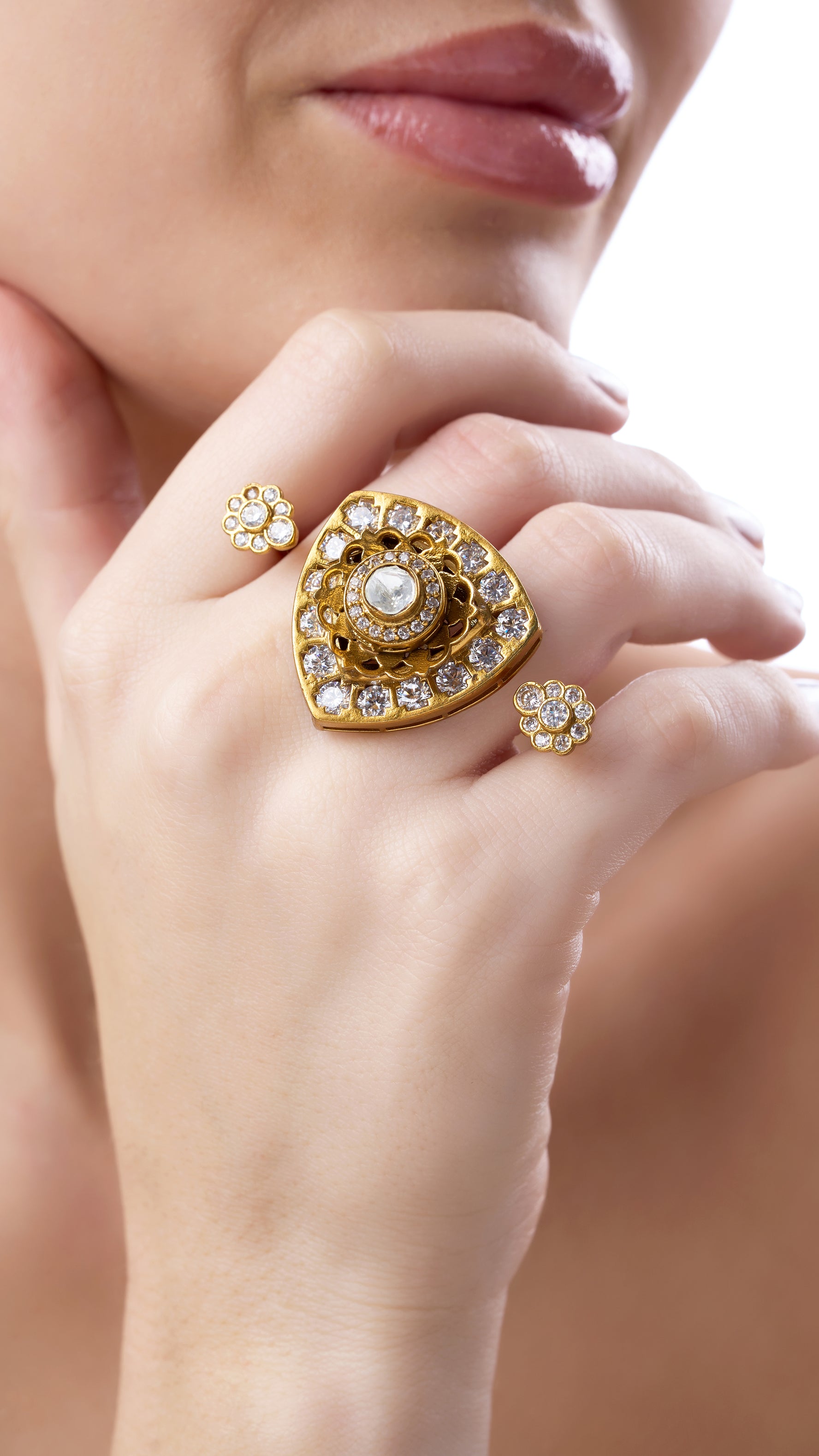 AGNIKA ABSTRACT GOLD FOIL KUNDAN RING