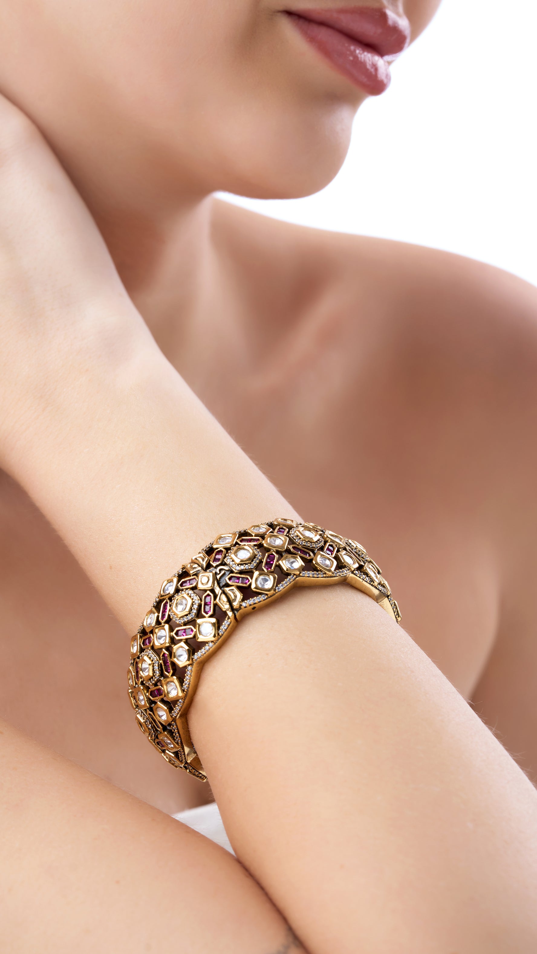 TEJASWINI VICTORIAN POLKI BANGLE WITH SEMI PRECIOUS STONES IN RED
