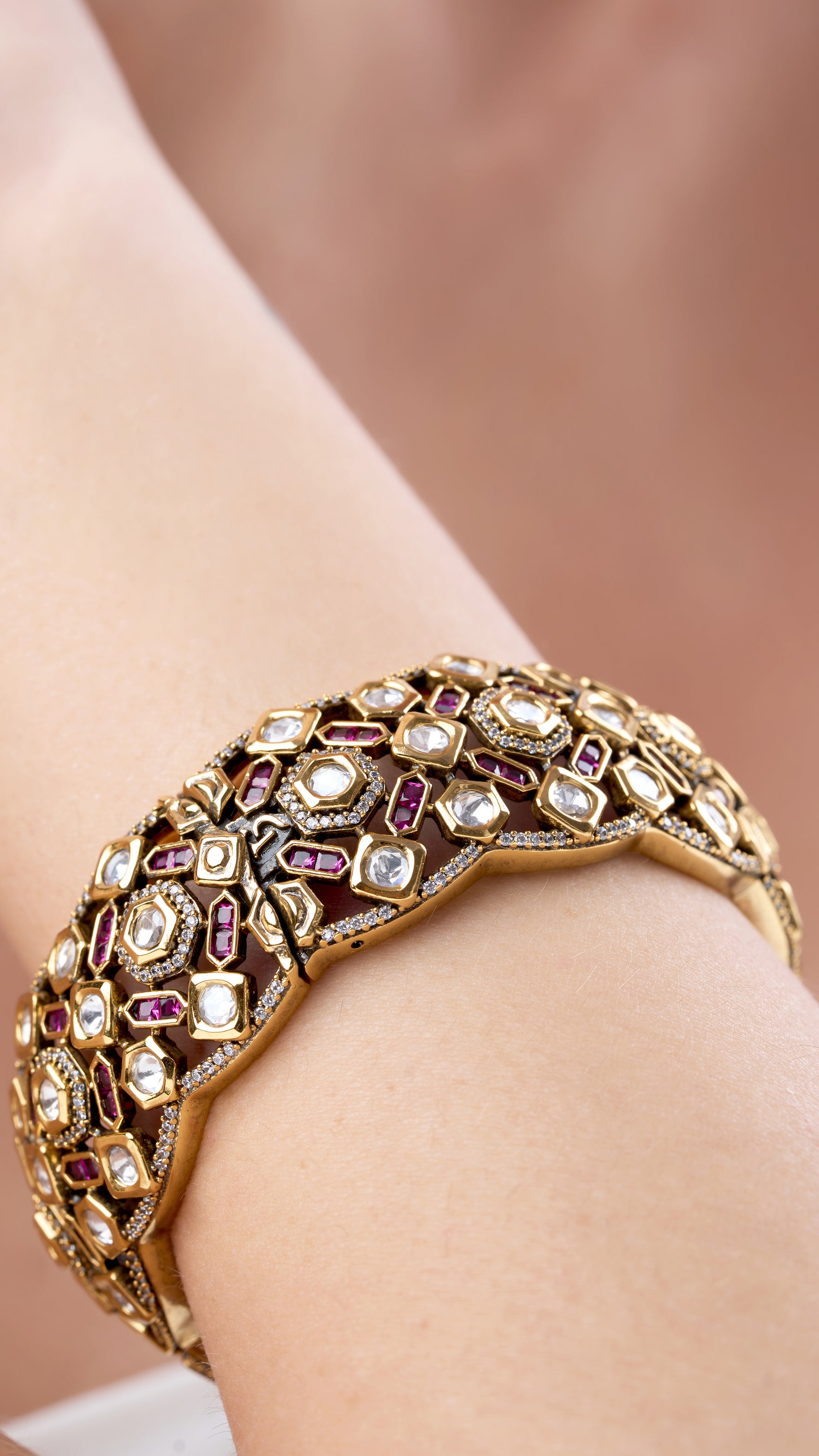 TEJASWINI VICTORIAN POLKI BANGLE WITH SEMI PRECIOUS STONES IN RED