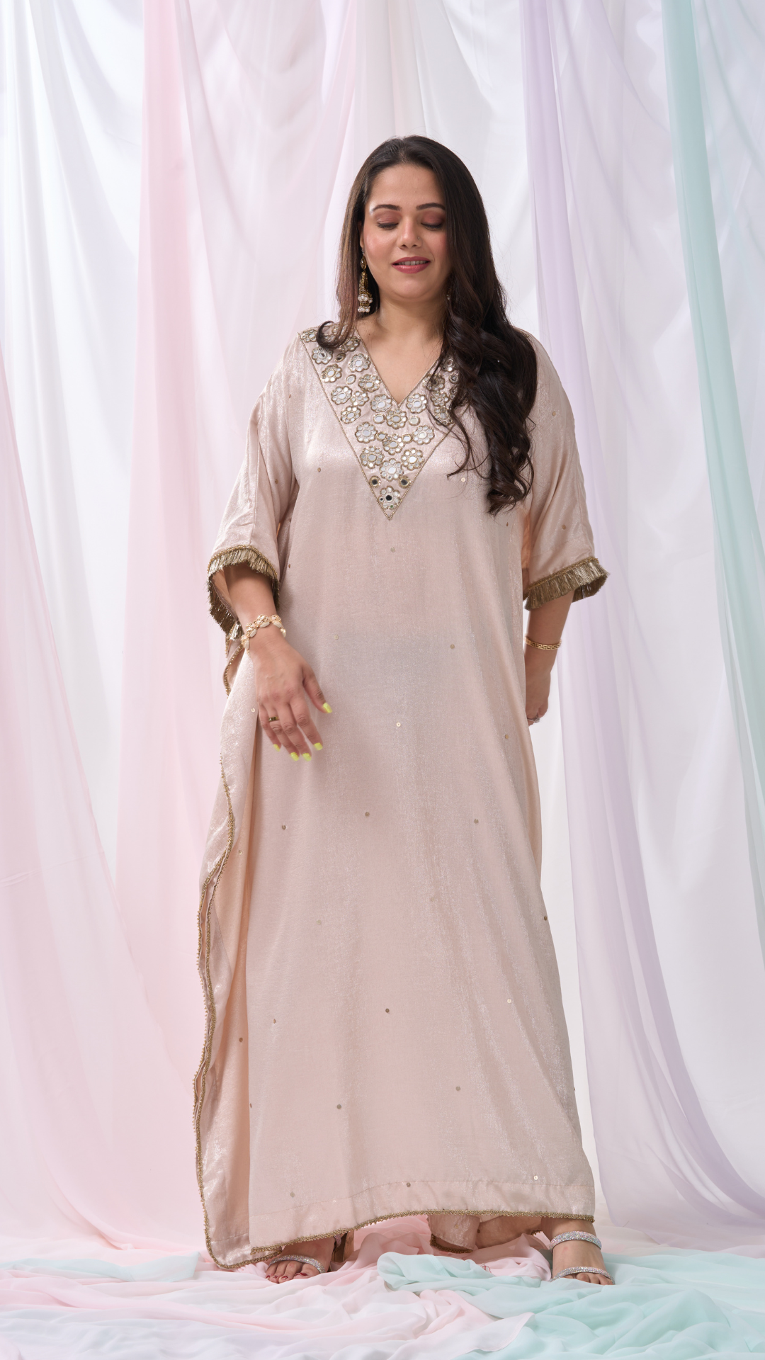 ZEHRA IN OFF WHITE