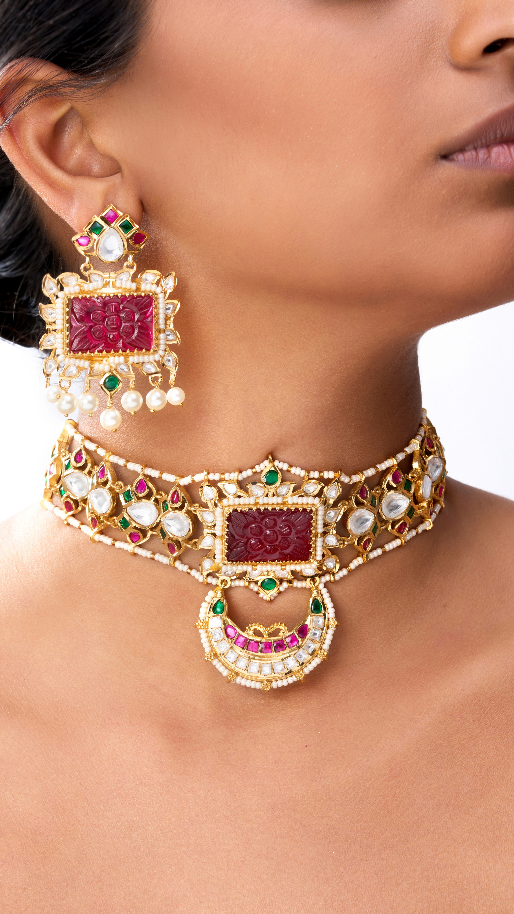 SHAKUNTALA POLKI CHOKER ON MONALISA STONE