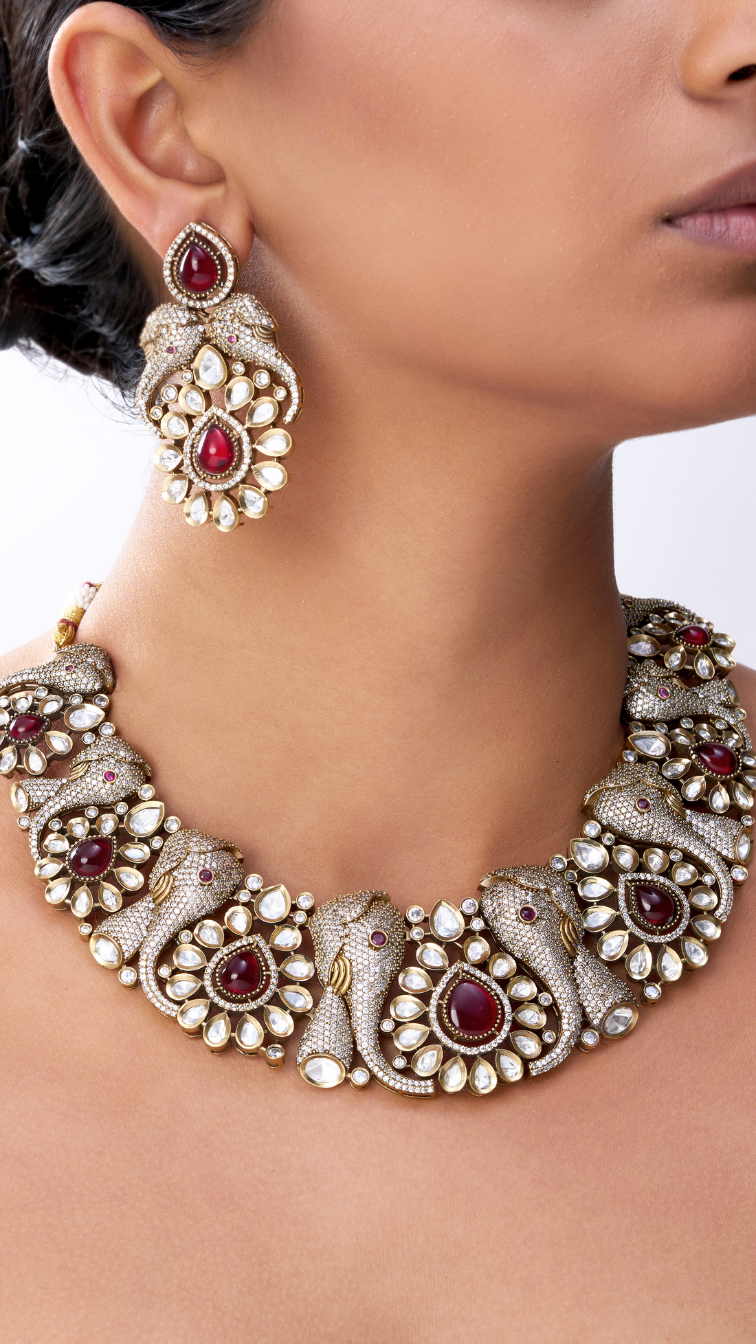 CHANDRIKA  VICTORIAN MOSSAINITE & PURE STONES  NECKLACE SET