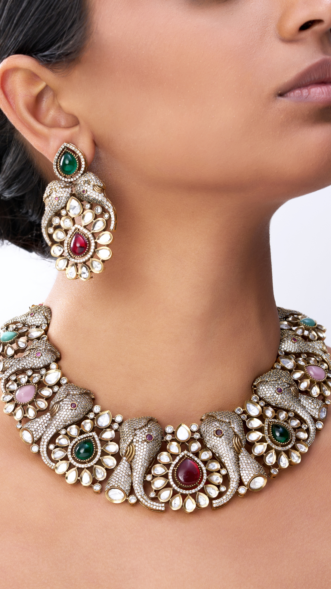MAYA VICTORIAN MOSSAINITE & PURE STONES  NECKLACE SET