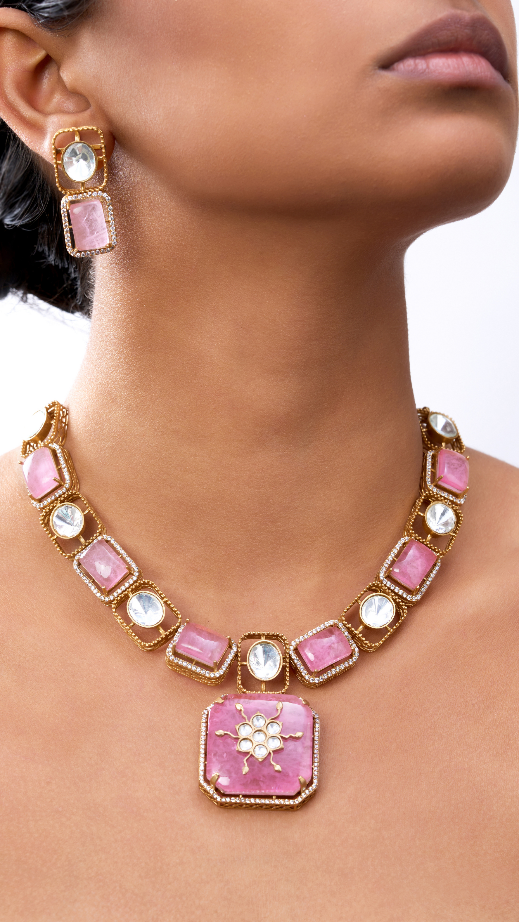 CHAMELI PURE STONE FLOWER POLKI NECKLACE SET