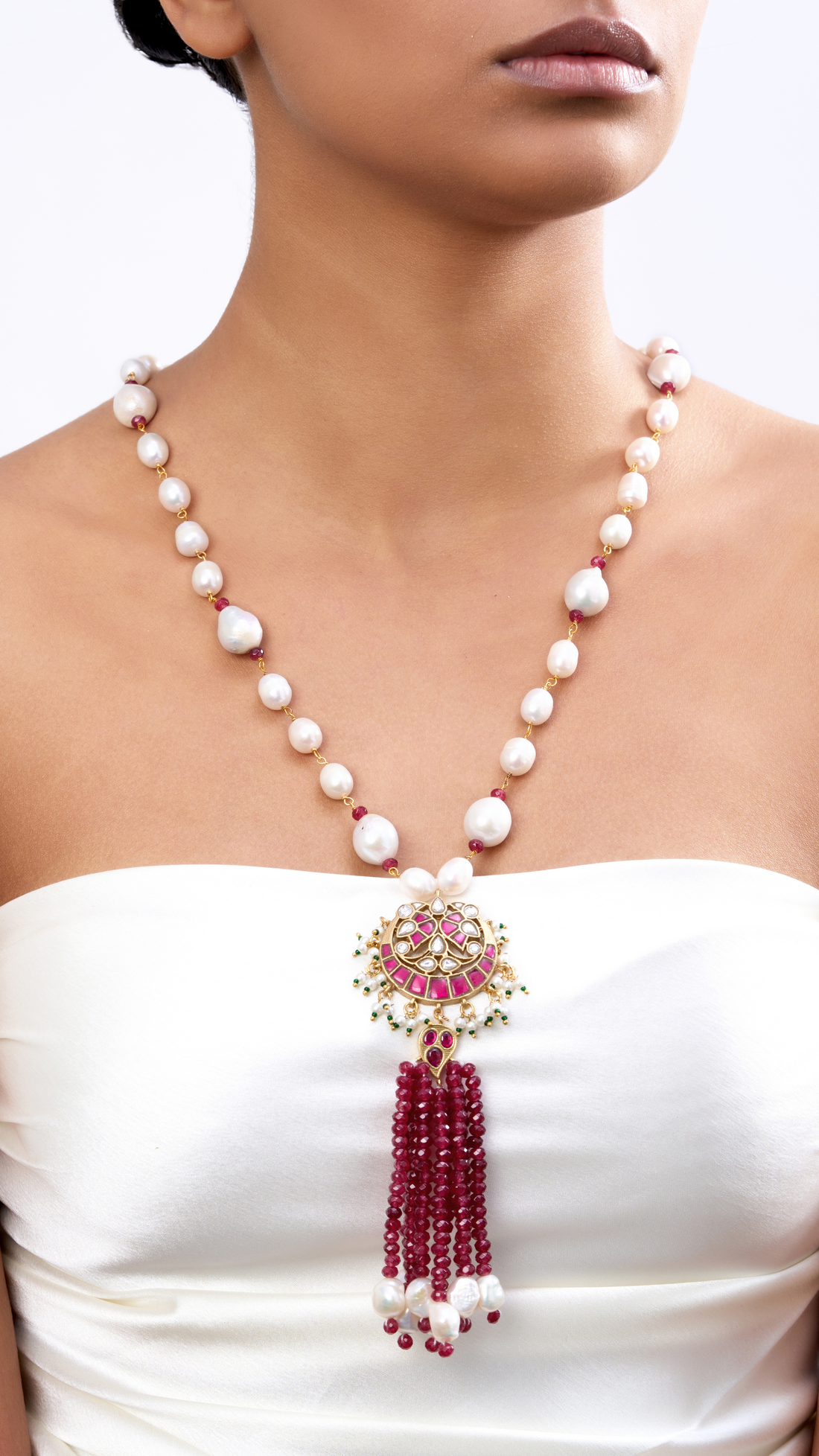 HINA CONTEMPORARY KUNDAN PEARL SCARF NECKLACE