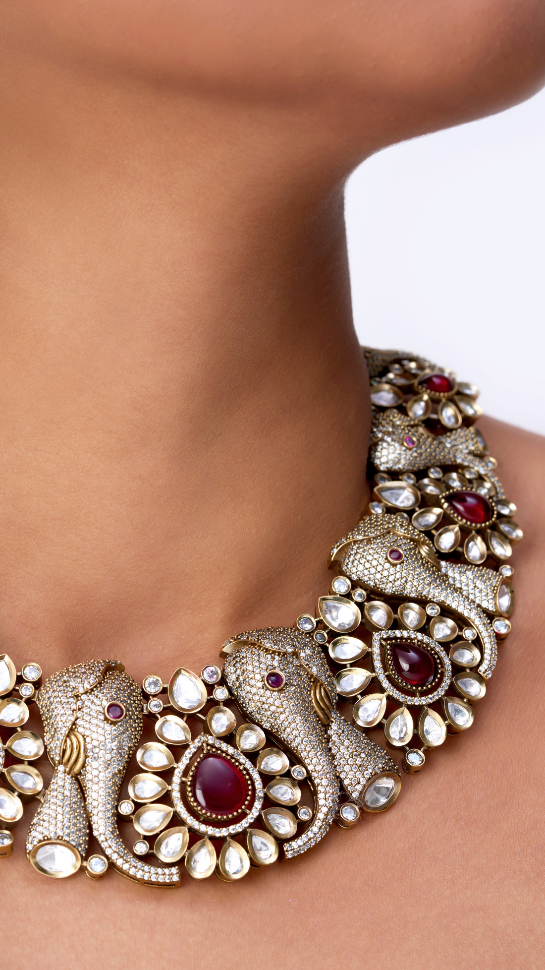 CHANDRIKA  VICTORIAN MOSSAINITE & PURE STONES  NECKLACE SET