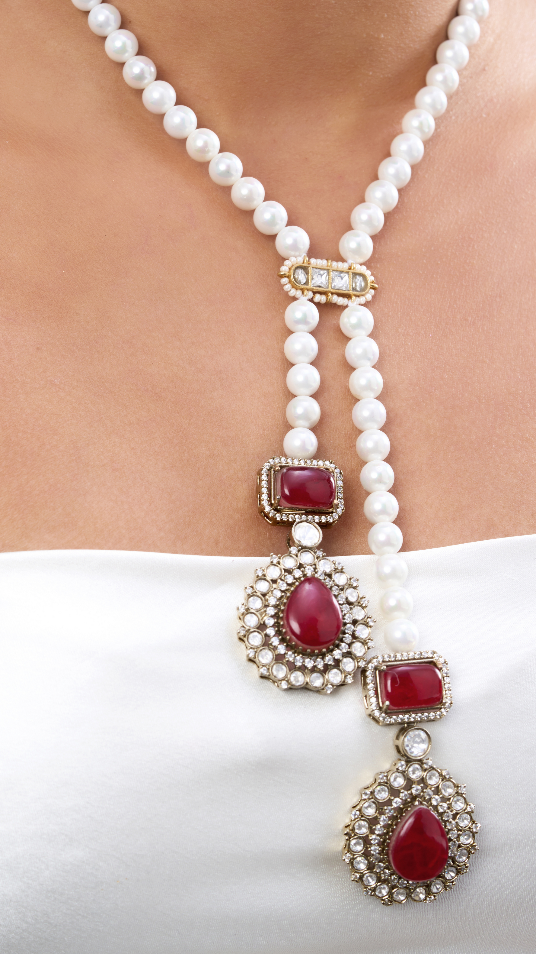 LIANA VICTORIAN MOISSANITE PEARL SCARF -RED NECKLACE