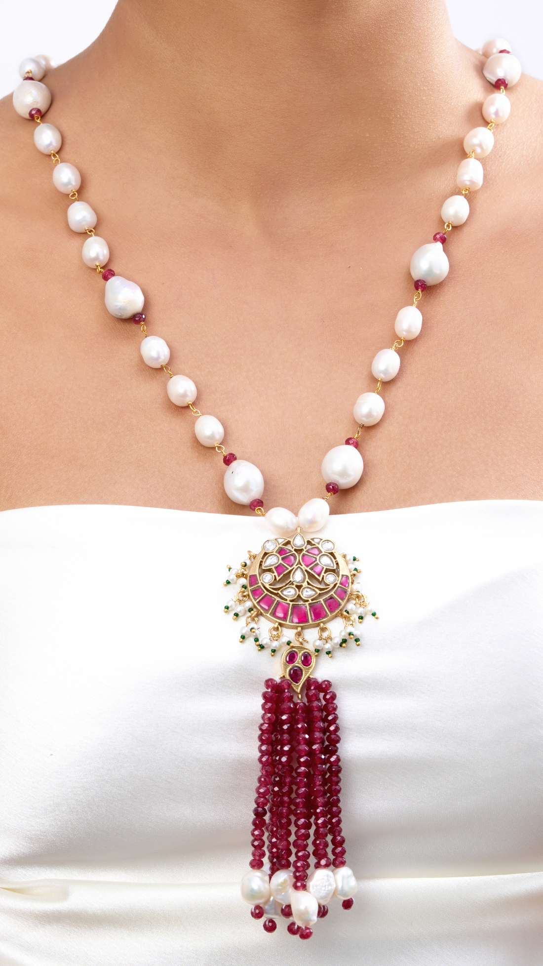HINA CONTEMPORARY KUNDAN PEARL SCARF NECKLACE