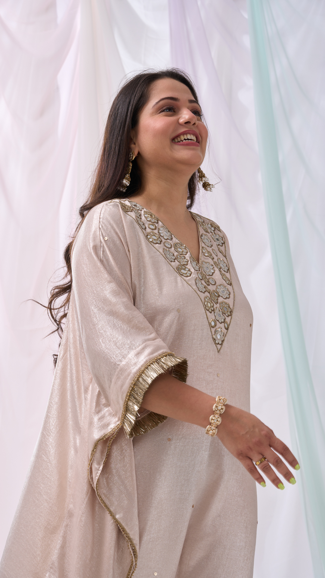 ZEHRA IN OFF WHITE