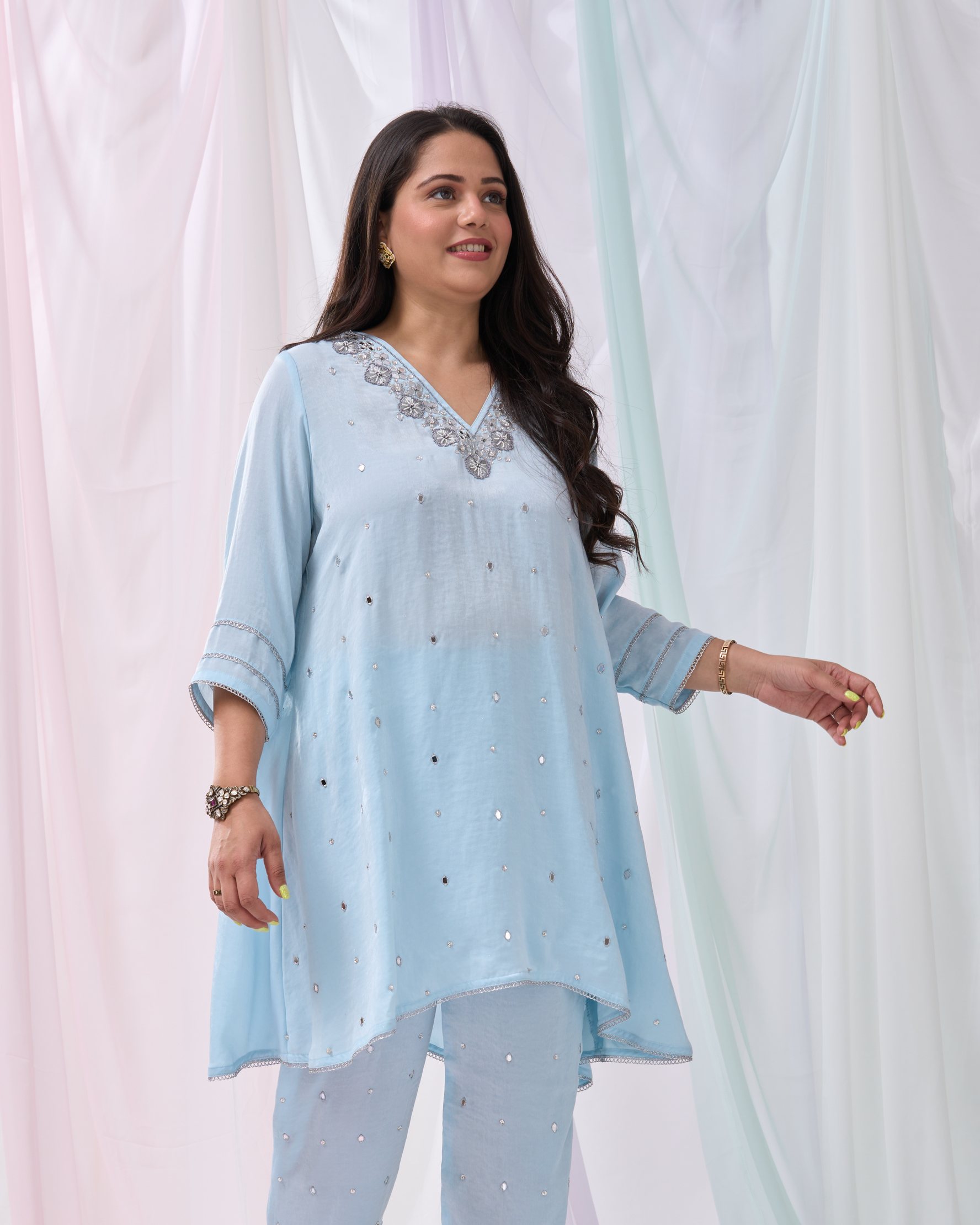 ZARA IN SOFT BREEZE