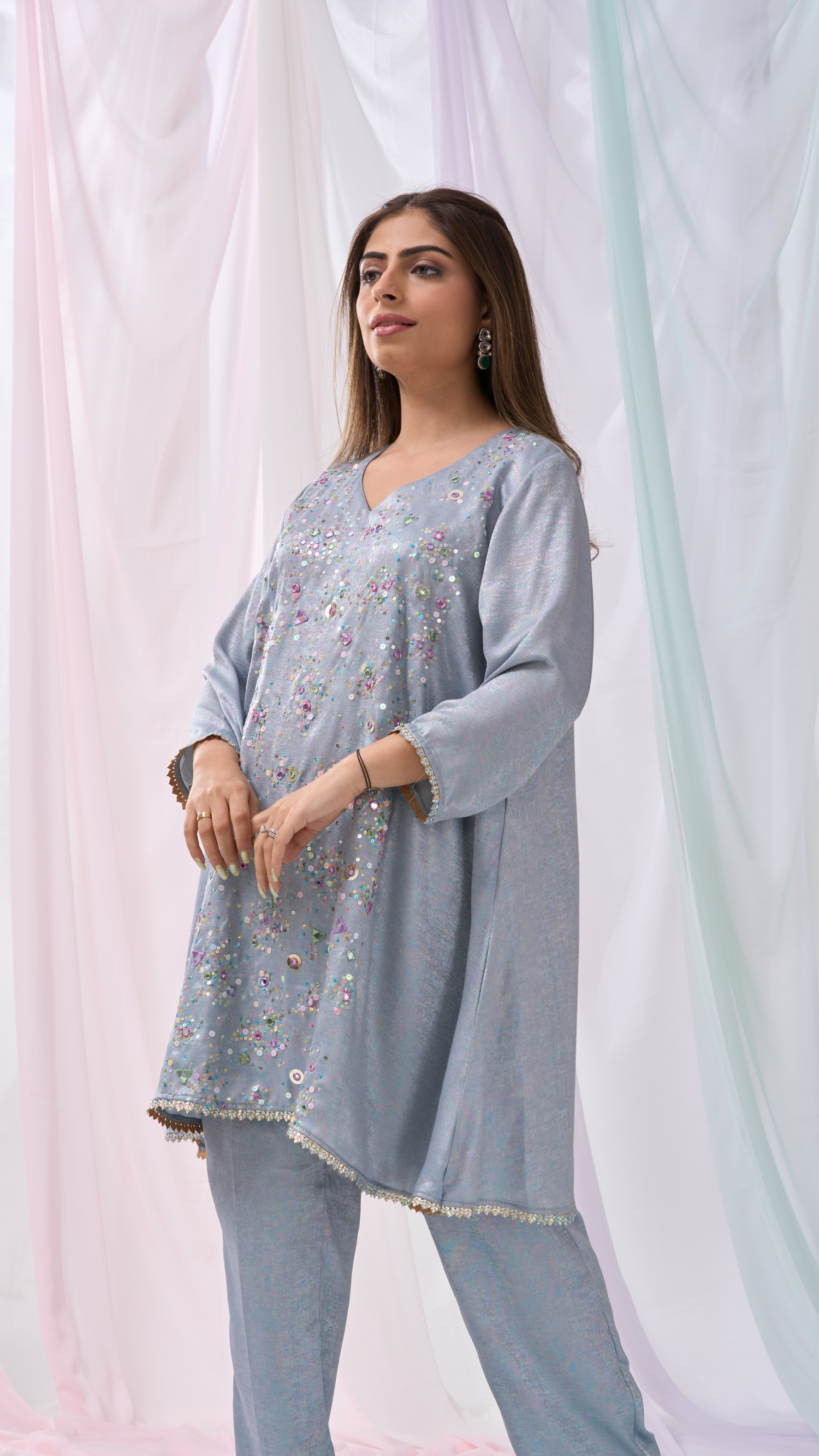 ZIYA IN SILVER MIST
