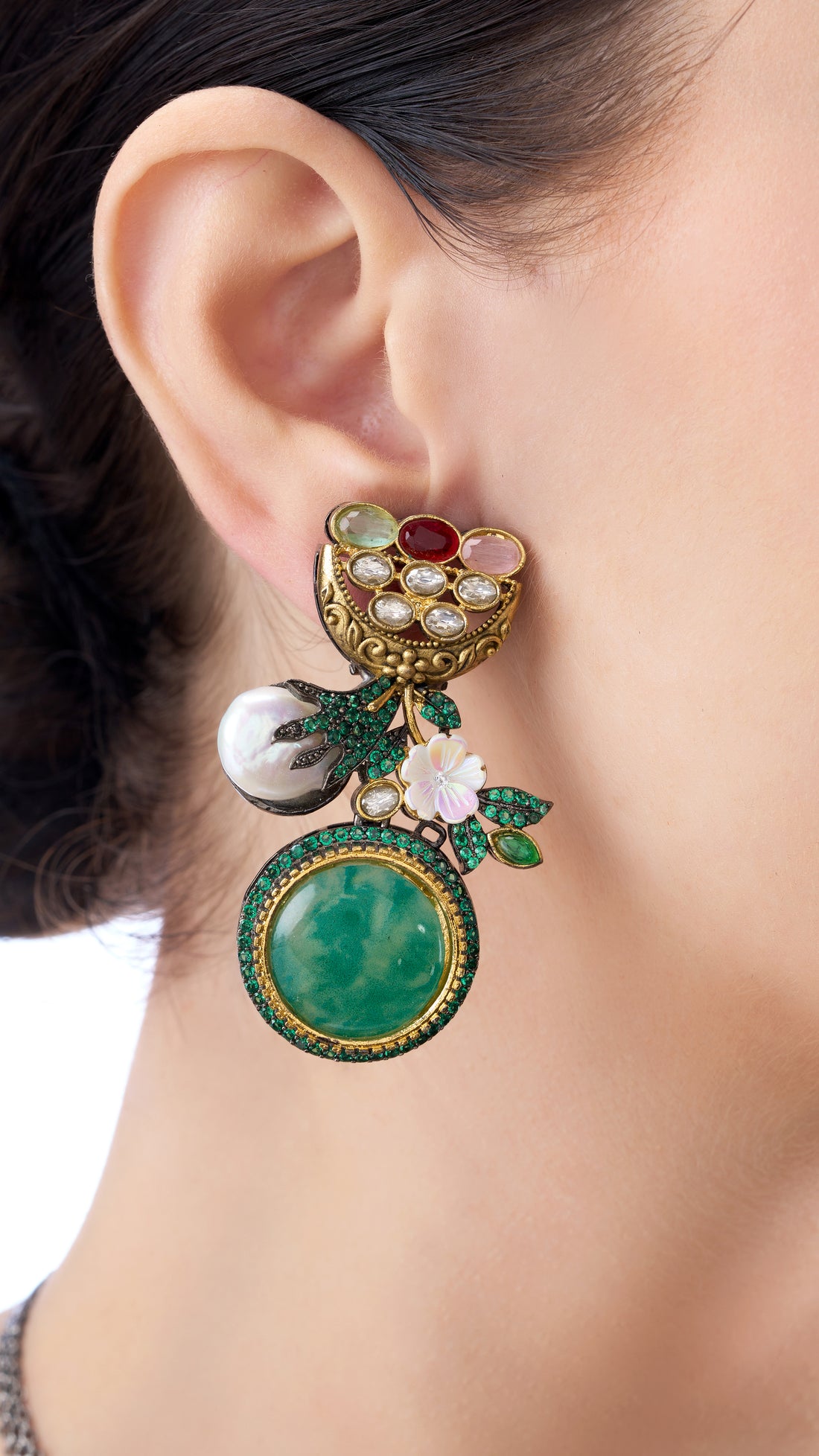 PRAVIRA FILIGREE NECKLACE SET WITH MOTHER OF PEARL & SEMI PRECIOUS STONES