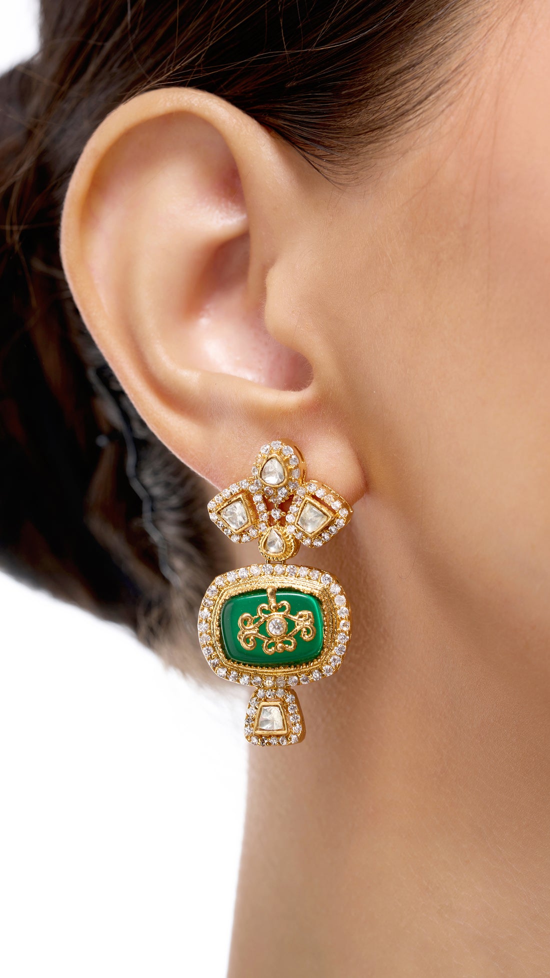 CHANDRAMUKHI KUNDAN GOLD FOIL CHOKER WITH FILIGREE WORK