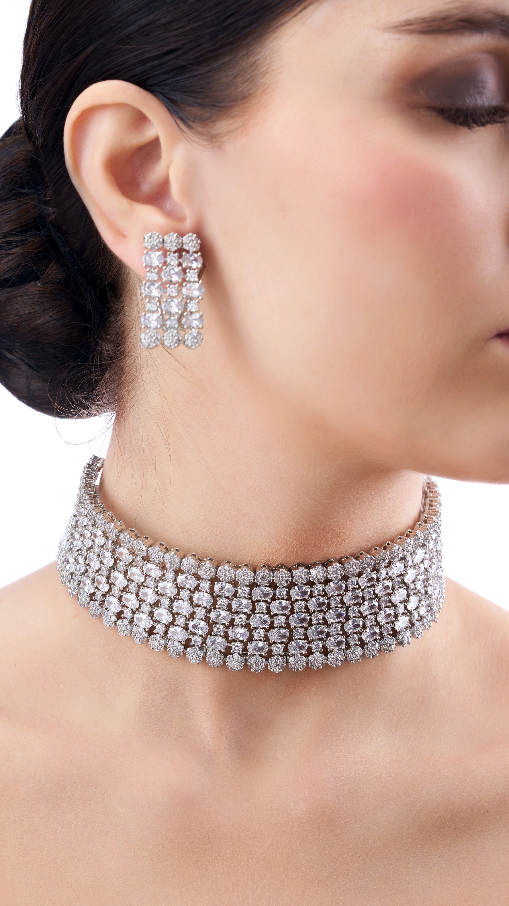 VAIDEHI MOISSANITE CLUSTER CHOKER NECKLACE SET