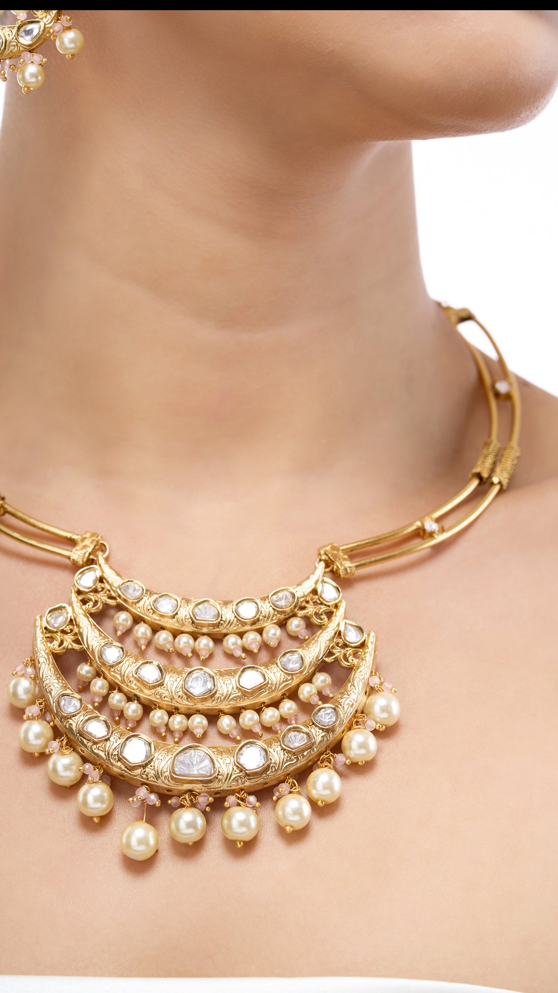 RADHA GOLD FOIL KUNDAN NECKLACE WITH PURE PEARLS