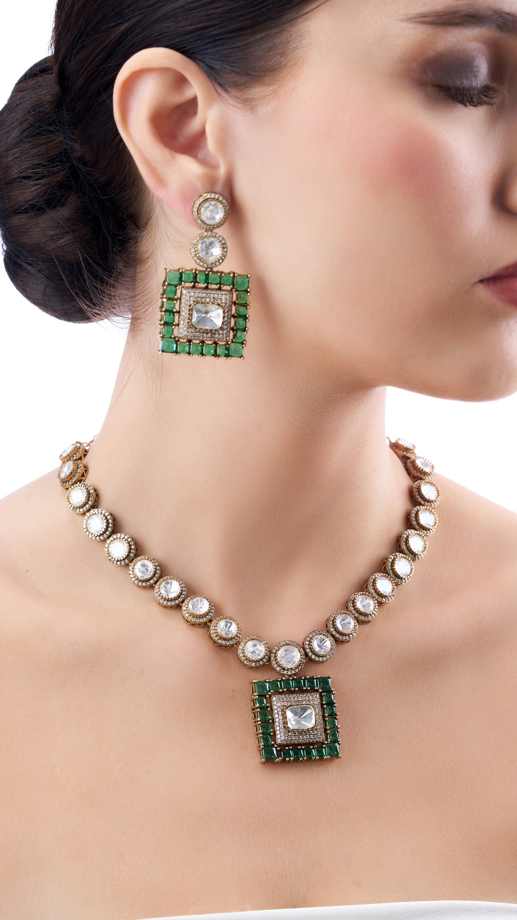 TANISHKA SQUARE POLKI NECKLACE WITH SEMI PRECIOUS STONES IN GREEN