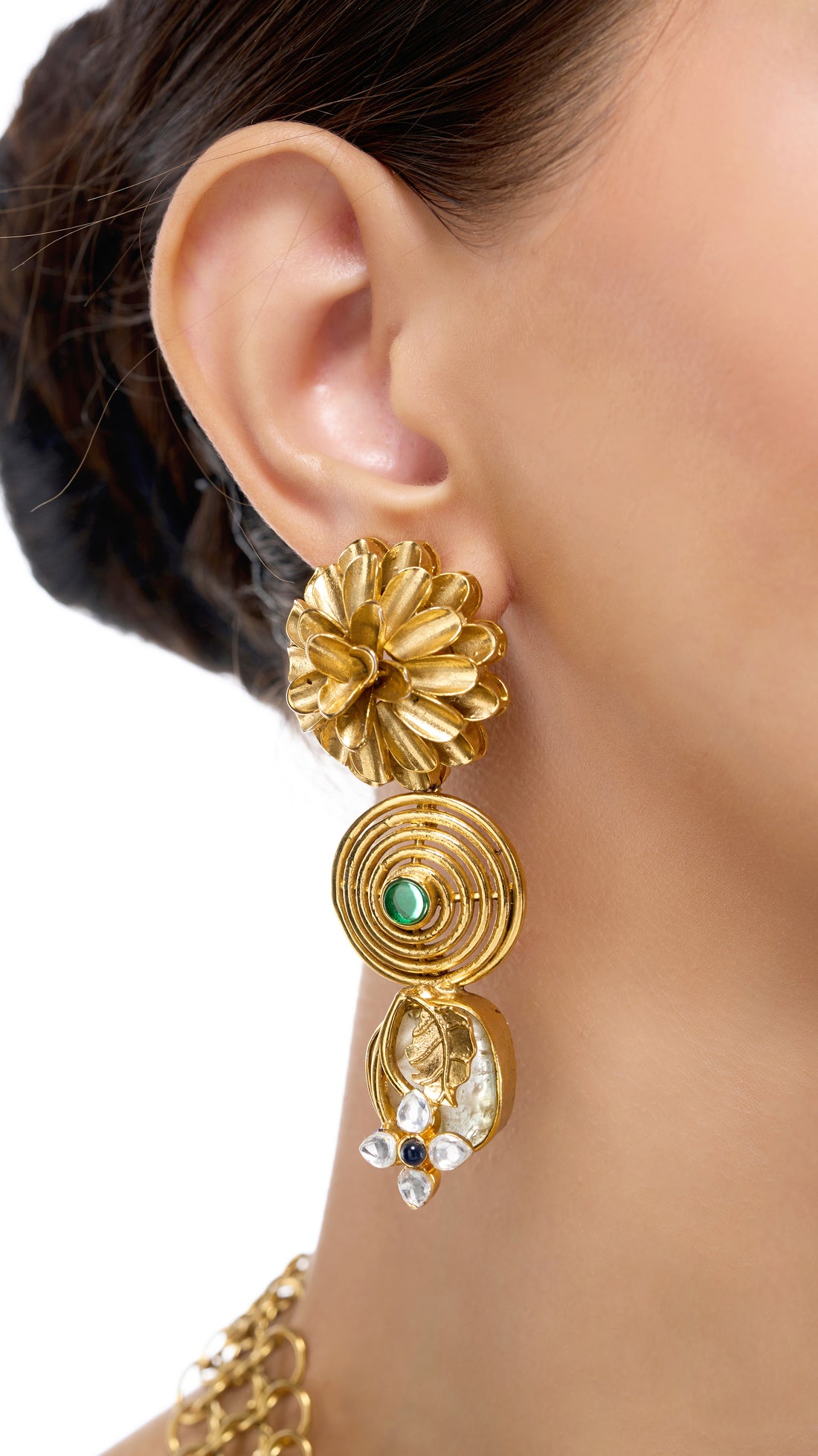 KASHIBAI SPIRAL GOLD FOIL MULTI COLOR STONE NECKLACE