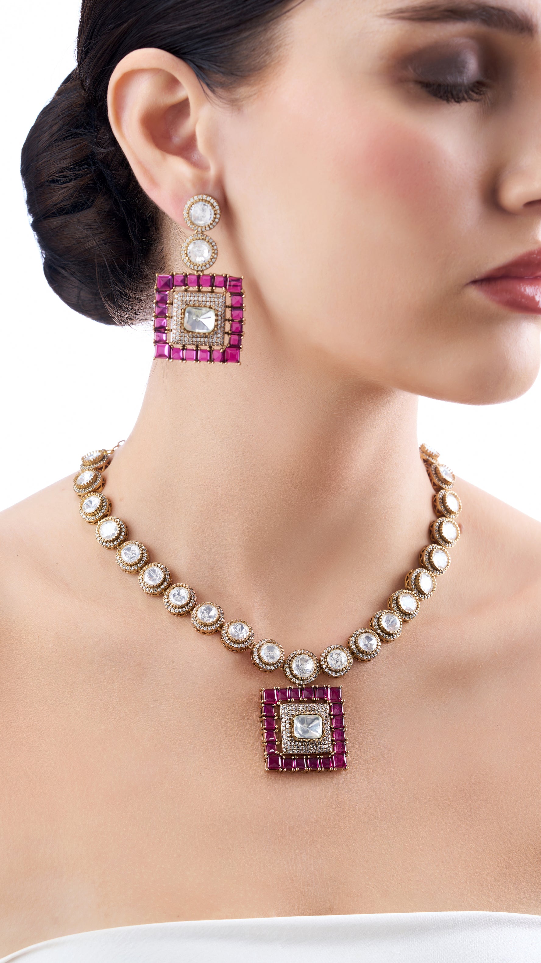 VEDA  SQUARE POLKI NECKLACE WITH SEMI PRECIOUS STONES IN PINK