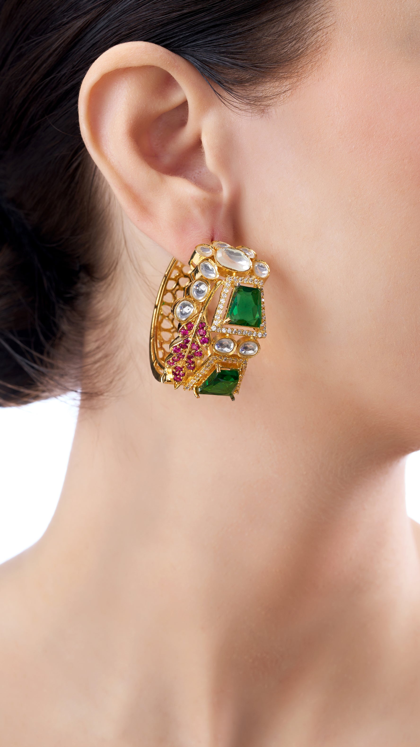 VARTIKA ABSTRACT MESH GOLD KUNDAN & SEMI PRECIOUS STONE HOOPS IN GREEN