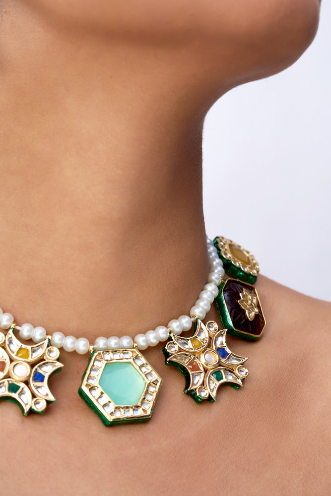RAGINI BAROQUE PEARL WITH PURE STONES NECKLACE SET