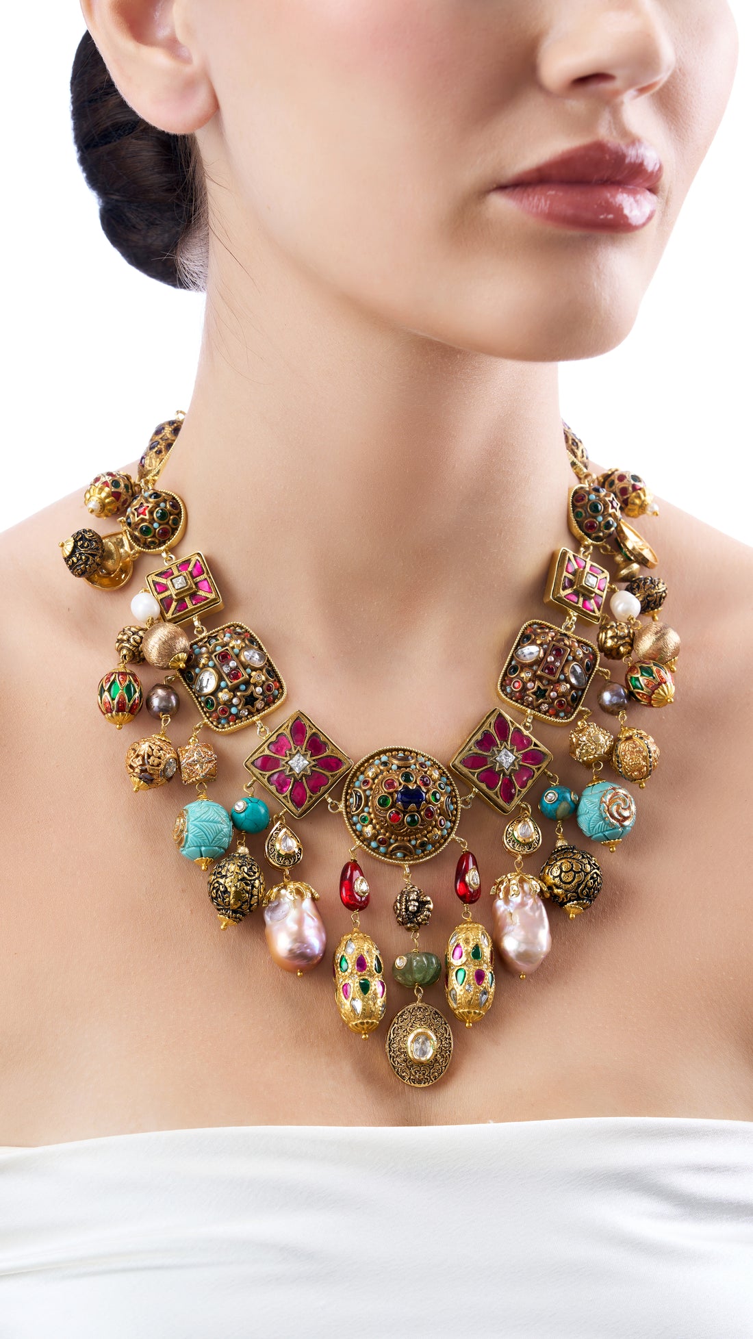DHRITI RAJWARA ANTIQUE GOLD FILIGREE NECKLACE WITH SEMI PRECIOUS STONES AND BAROQUE PEARLS IN RED