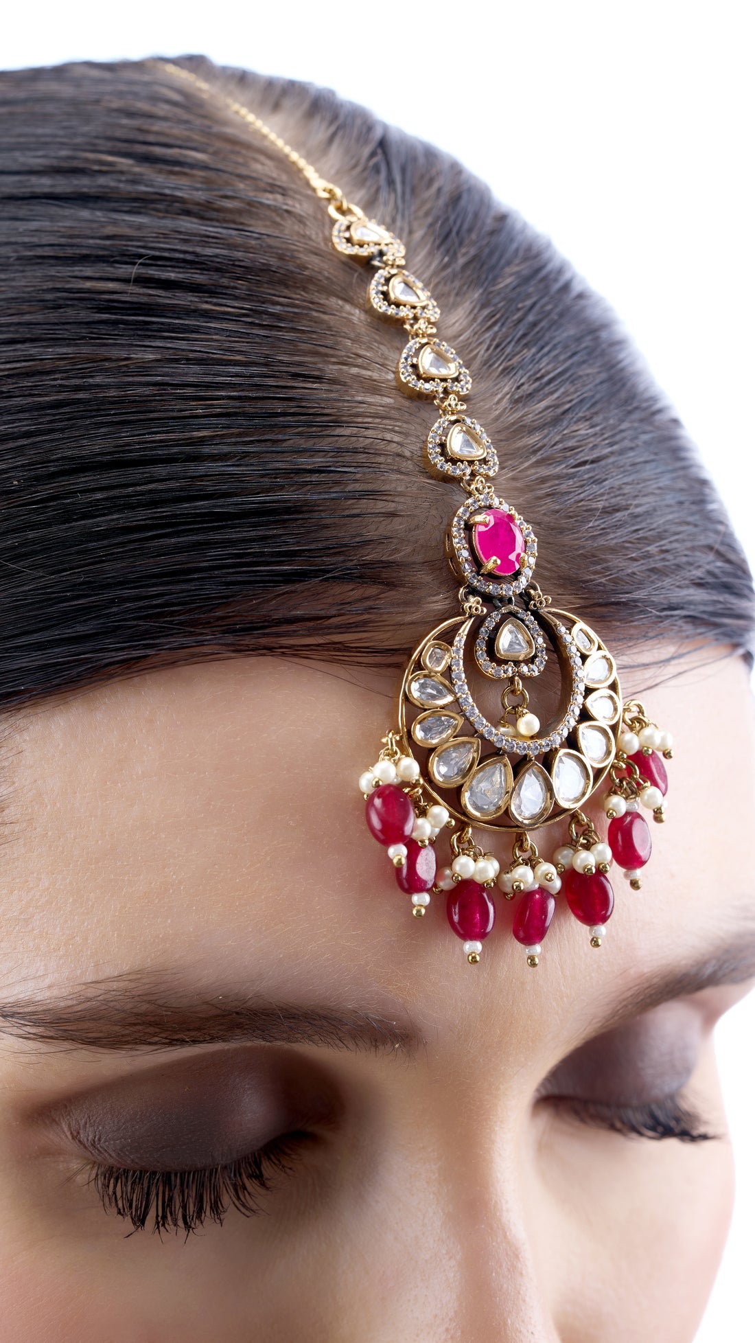 VIJAYA VICTORIAN CHOKER NECKLACE SET WITH SEMI PRECIOUS STONES IN RED