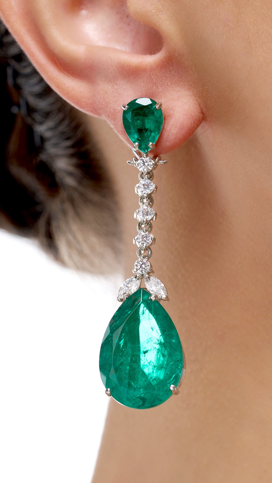 AISHWARYA ONYX EARRINGS
