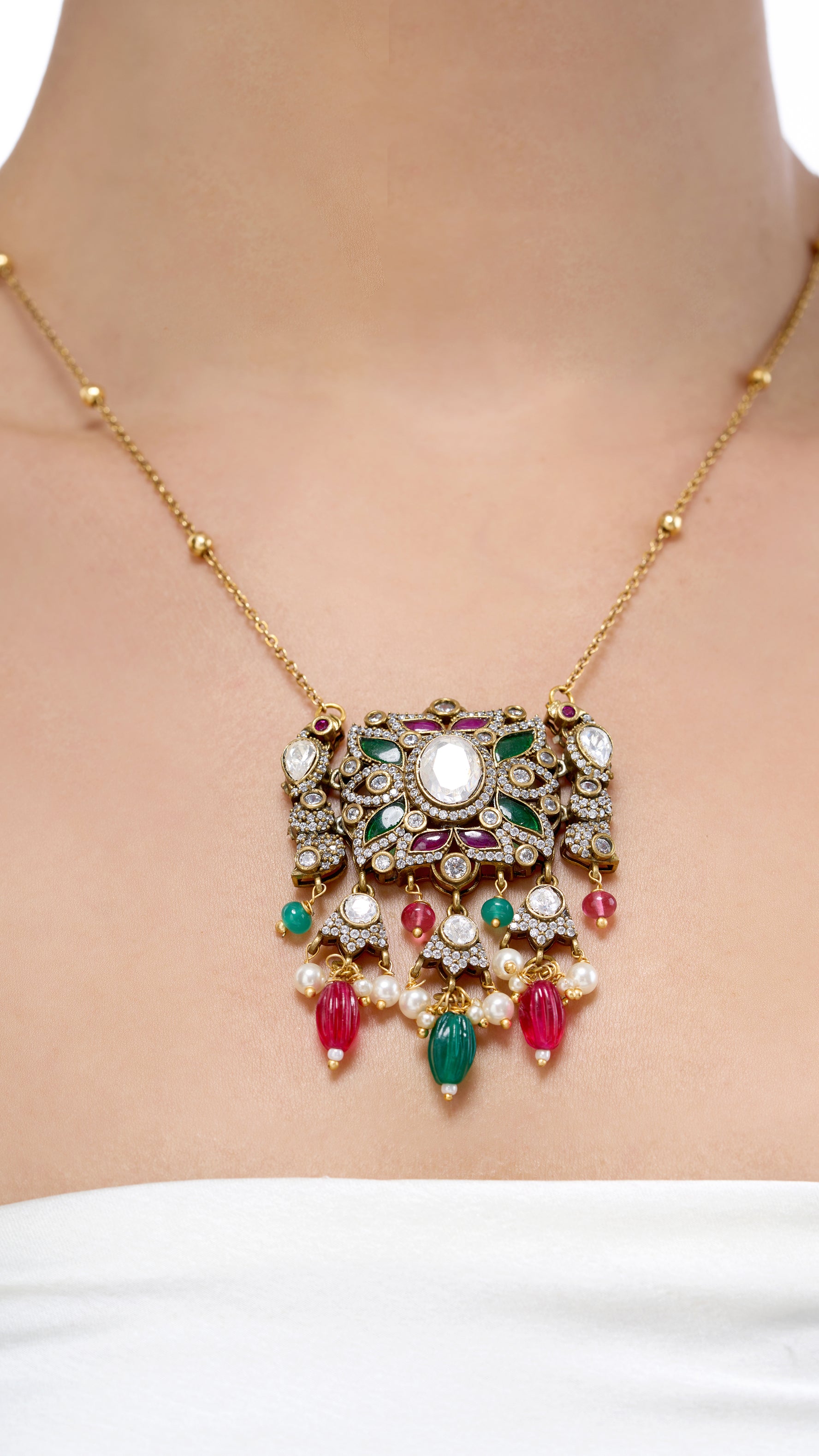 KANTA MULTI COLOR VICTORIAN KUNDAN SET