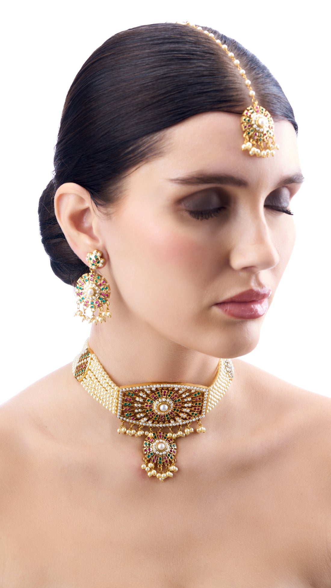 JAYANTI JADAU GOLD FOIL CHOKER NECKLACE SET WITH PURE PEARLS IN MULTI COLOUR