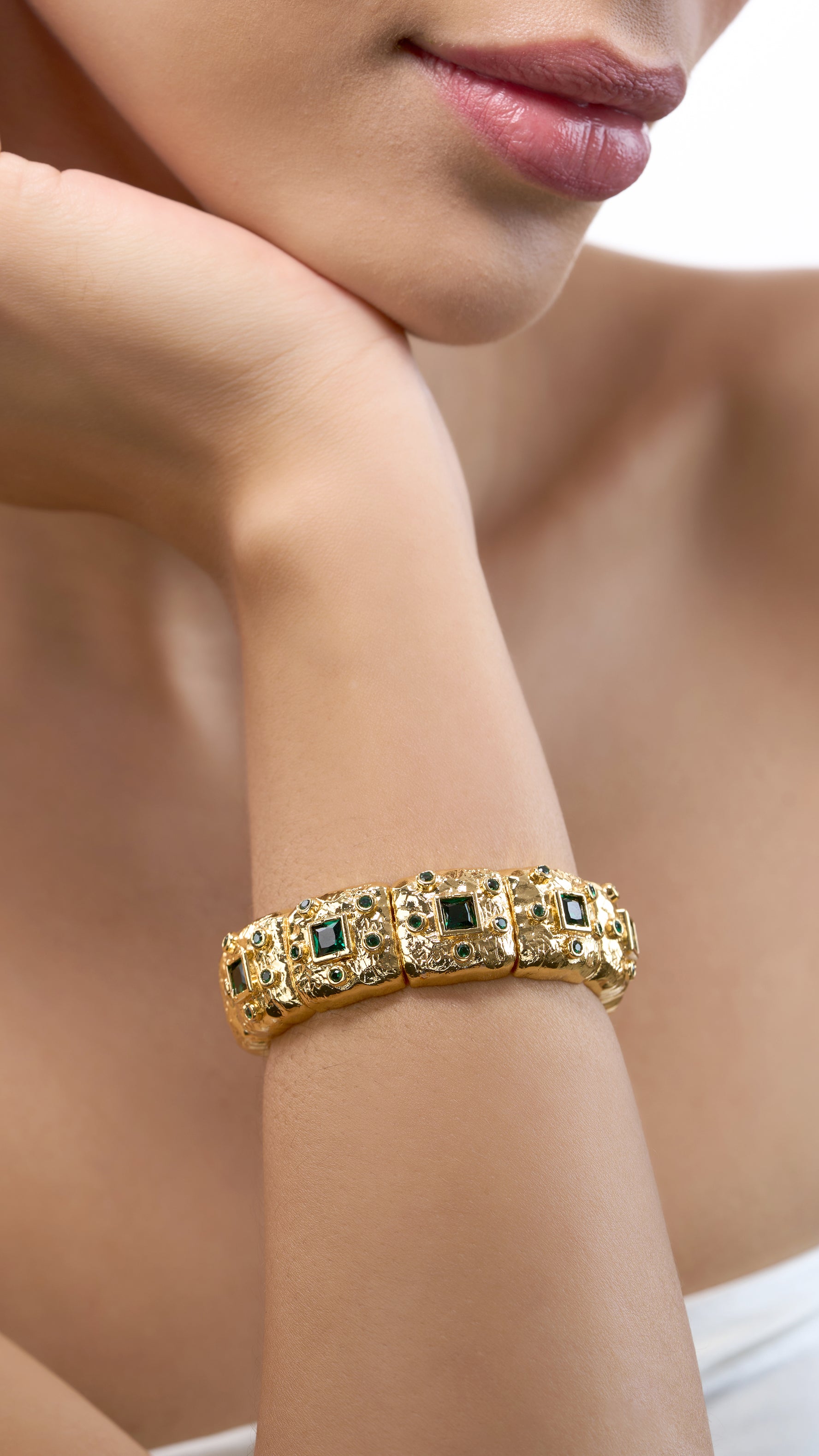 MAHNAZ GOLD PLATED BRACELET WITH SEMI PRECIOUS STONES