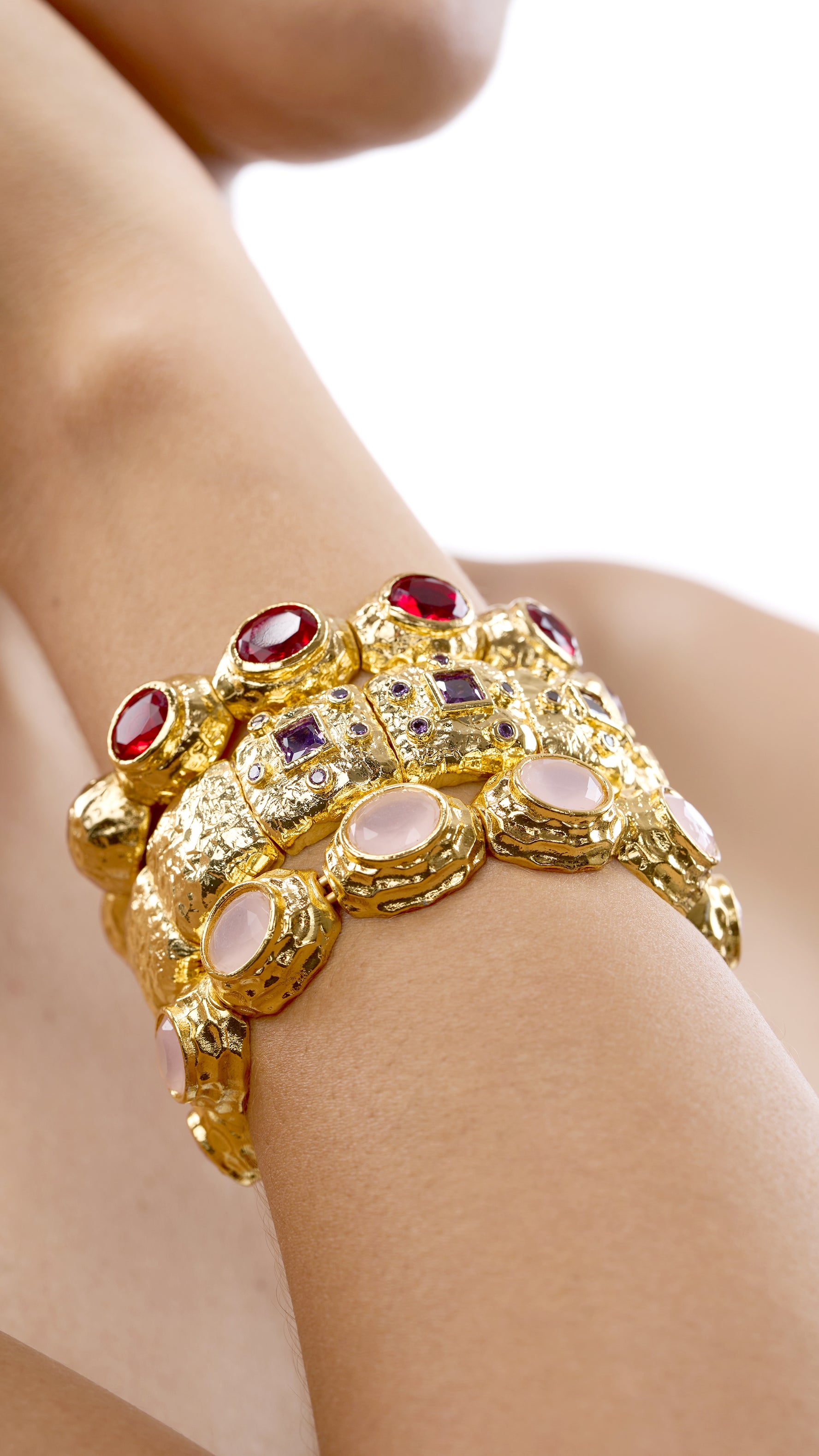 TEJASWANI GOLD PLATED BRACELET