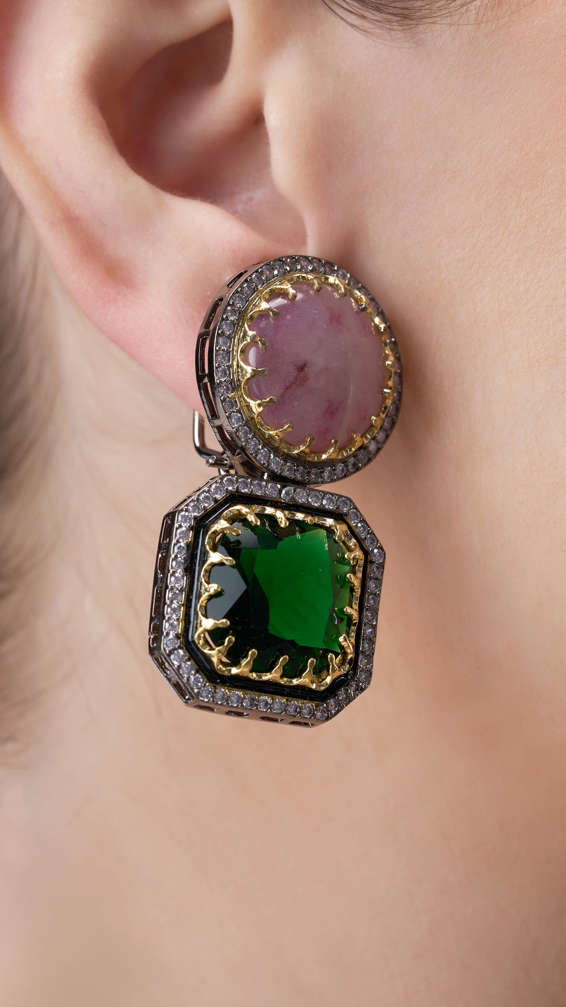 VISHALA DOUBLE STONE EARRINGS IN QUARTZ AND GREEN SEMI PRECIOUS STONE