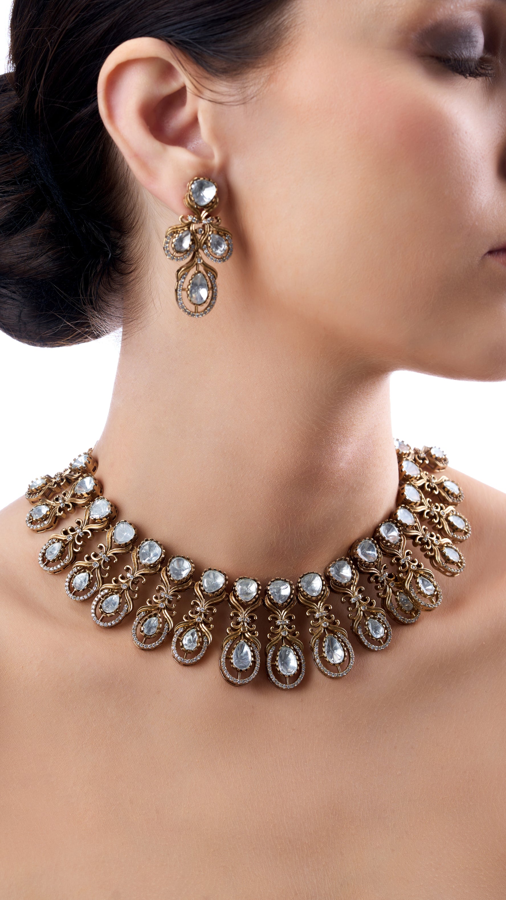 SHAKTI SEMI PRECIOUS ANTIQUE GOLD KUNDAN NECKLACE SET