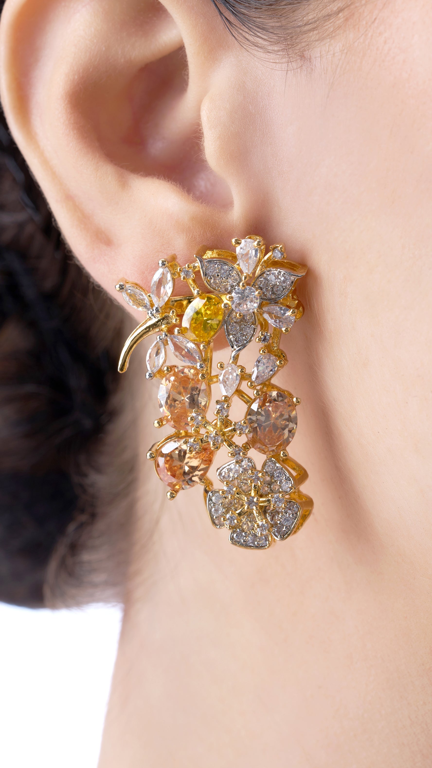 PRANITA FLOWER SEMI PRECIOUS STONES WITH MOISSANITE EARRING IN CITRINE