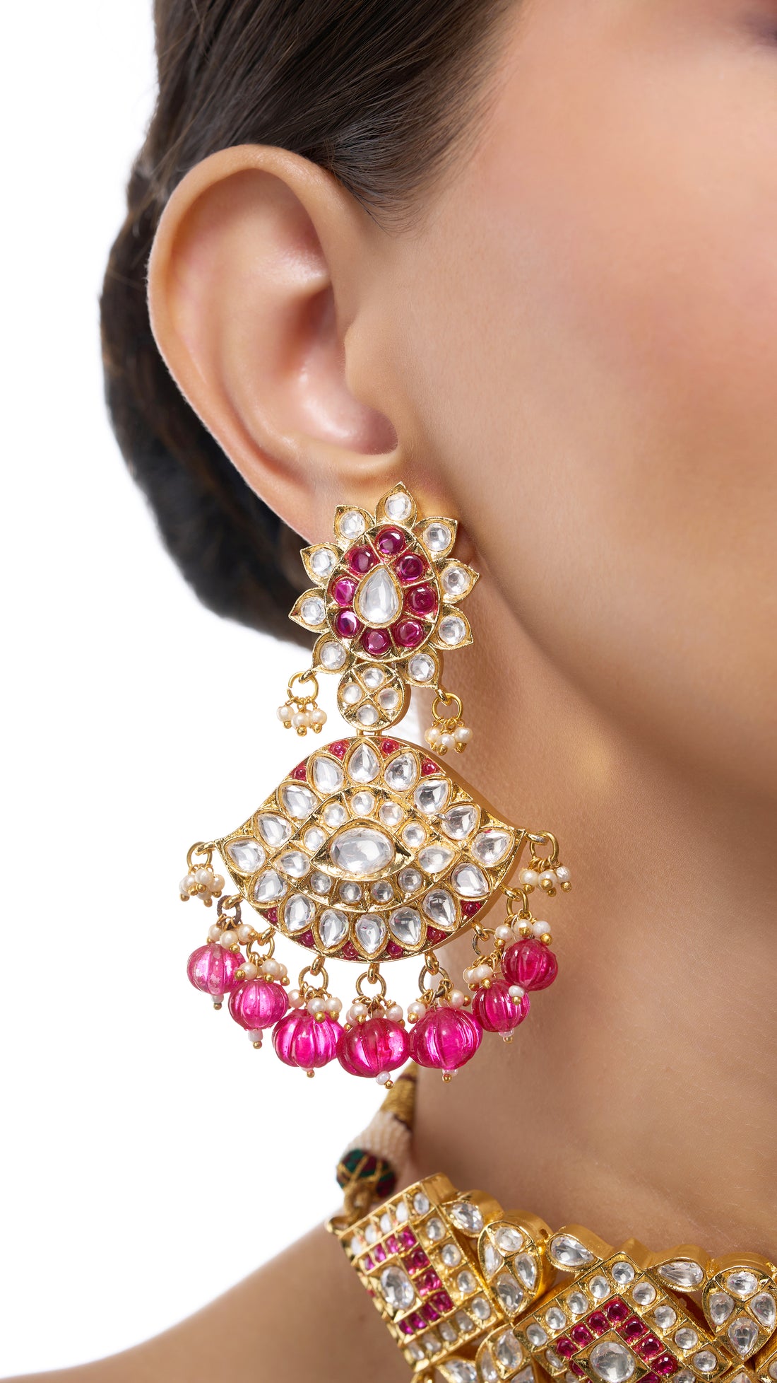 YASHOMATI KUNDAN GOLD FOIL CHOKER WITH PURE STONES